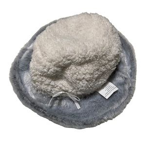NWT Sprigs Faux Fur & Sherpa Reversible Bucket Hat